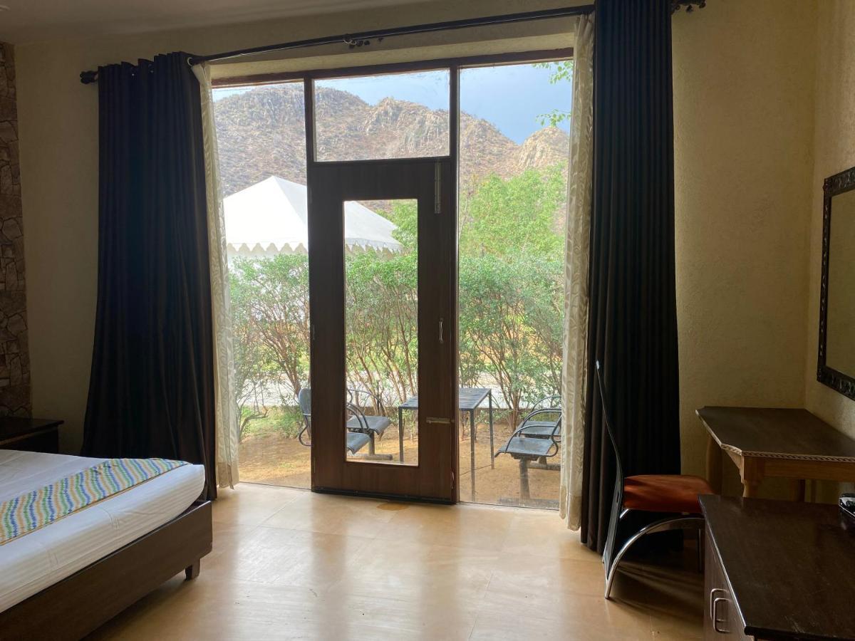 Grass Field Valley Resort Jaipur Buitenkant foto