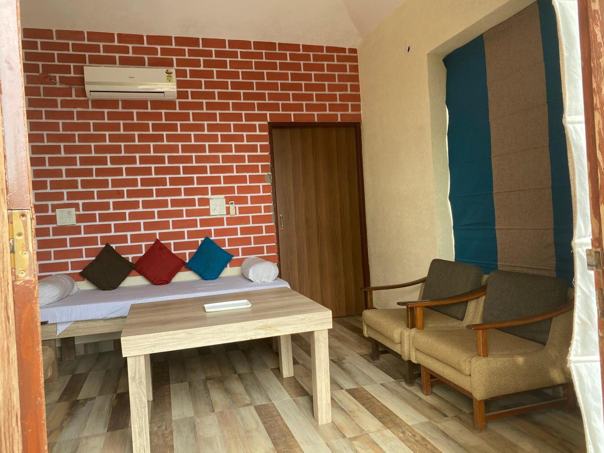 Grass Field Valley Resort Jaipur Buitenkant foto