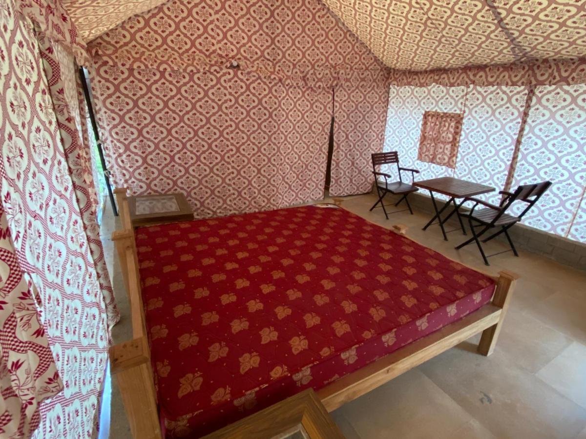 Grass Field Valley Resort Jaipur Buitenkant foto