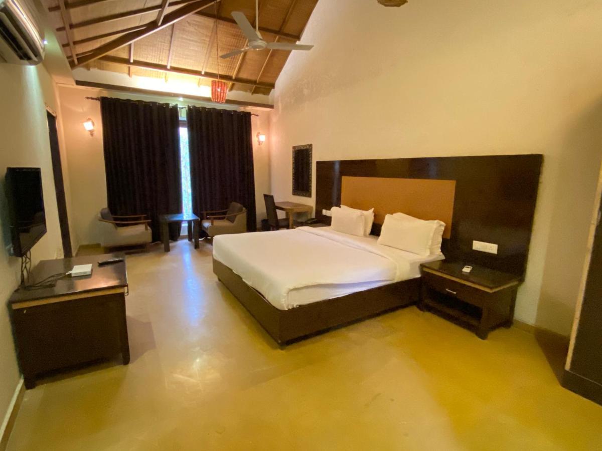 Grass Field Valley Resort Jaipur Buitenkant foto